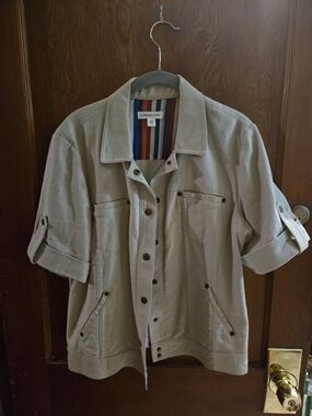 Women's Short-Sleeve Utility Jacket - Light Beige